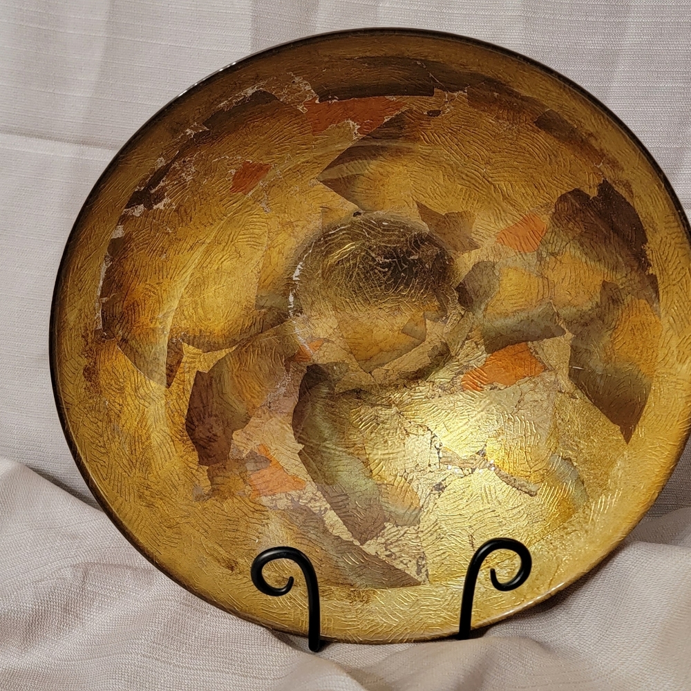 Beautiful gold bowl for home decor